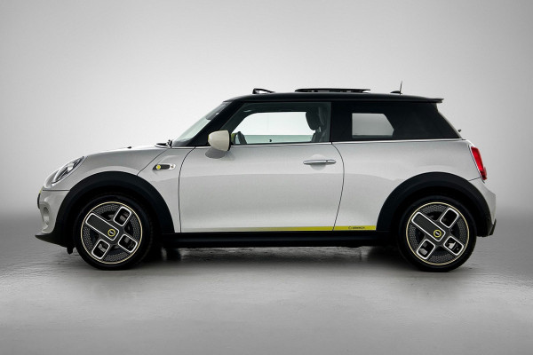 MINI Electric Essential 33 kWh (1e Eig, Dealer OnderH, Panorama, StoelV, Camera, Navi, Carplay, PDC, Cruise Con, Etc)