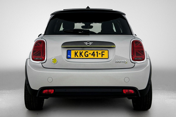 MINI Electric Essential 33 kWh (1e Eig, Dealer OnderH, Panorama, StoelV, Camera, Navi, Carplay, PDC, Cruise Con, Etc)