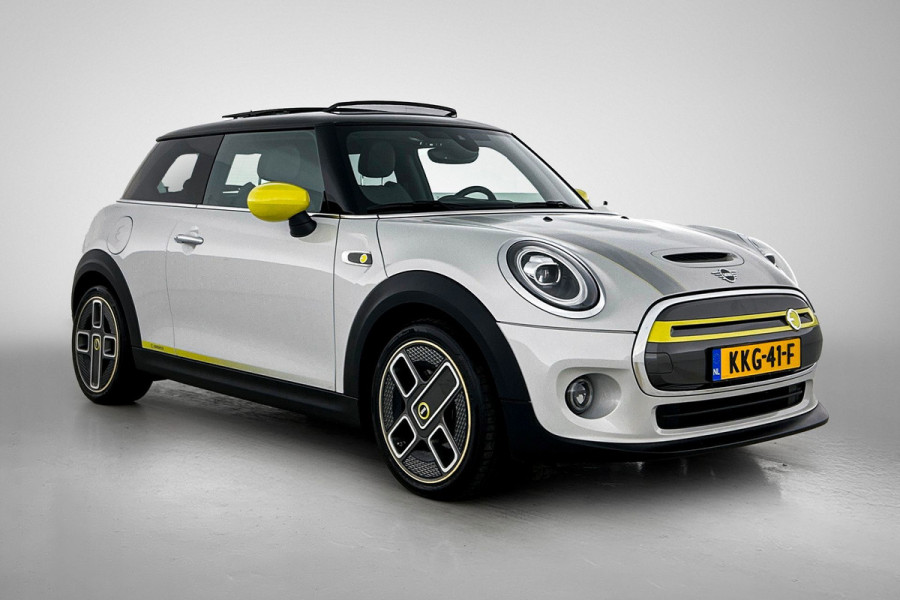 MINI Electric Essential 33 kWh (1e Eig, Dealer OnderH, Panorama, StoelV, Camera, Navi, Carplay, PDC, Cruise Con, Etc)