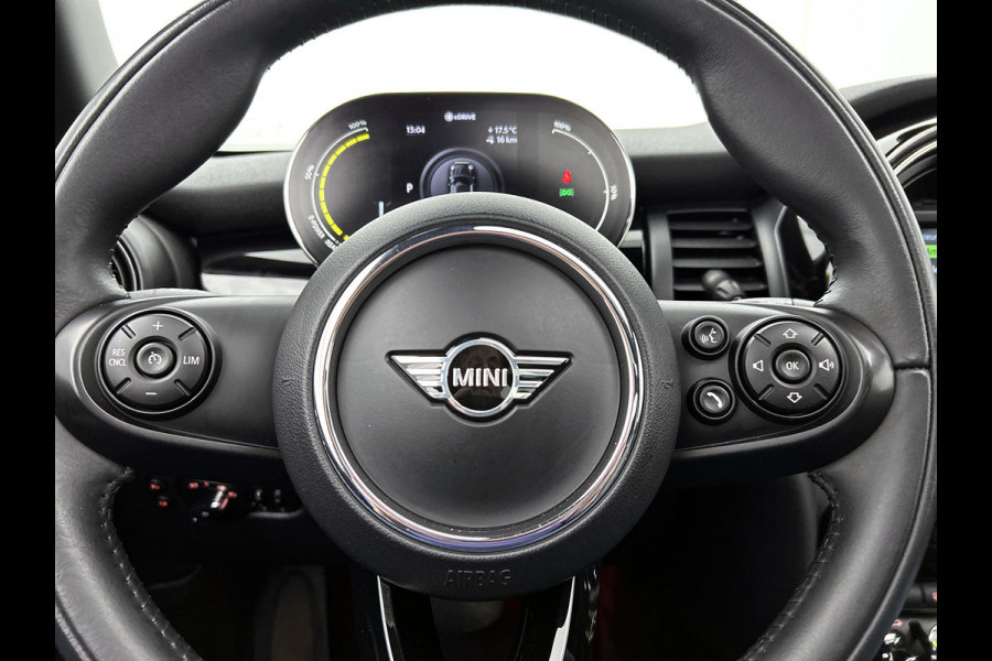 MINI Electric Essential 33 kWh (1e Eig, Dealer OnderH, Panorama, StoelV, Camera, Navi, Carplay, PDC, Cruise Con, Etc)