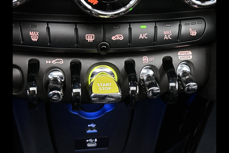 MINI Electric Essential 33 kWh (1e Eig, Dealer OnderH, Panorama, StoelV, Camera, Navi, Carplay, PDC, Cruise Con, Etc)