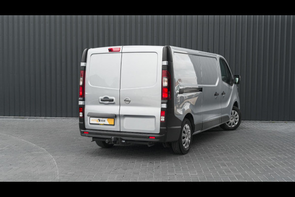 Nissan Primastar 2.0 dCi L2H1 Acenta | METEEN KLAAR VOOR ELKE KLUS! | Trekhaak | Camera | Vloerplaat