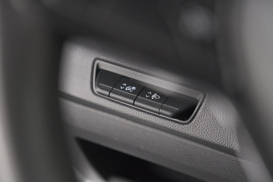 Nissan Primastar 2.0 dCi L2H1 Acenta | METEEN KLAAR VOOR ELKE KLUS! | Trekhaak | Camera | Vloerplaat