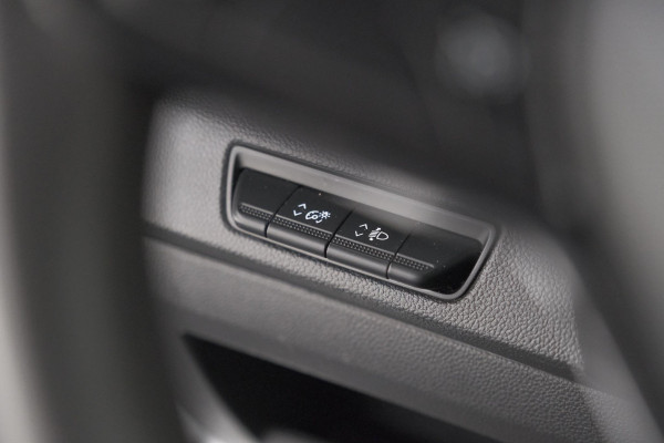Nissan Primastar 2.0 dCi L2H1 Acenta | METEEN KLAAR VOOR ELKE KLUS! | Trekhaak | Camera | Vloerplaat