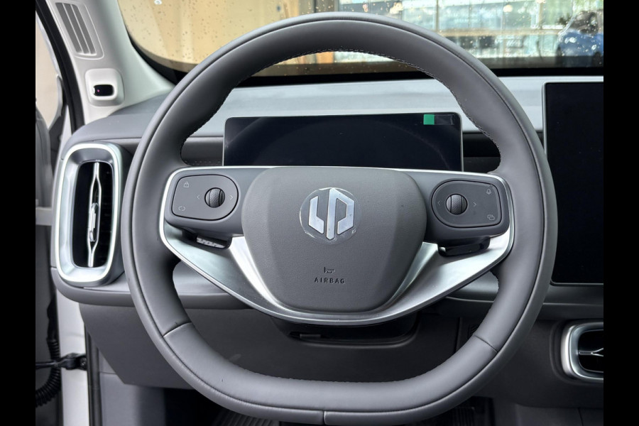 Leapmotor B10 Design Hybrid EV 18.8 kWh | Voorraad | Carplay | Panoramadak