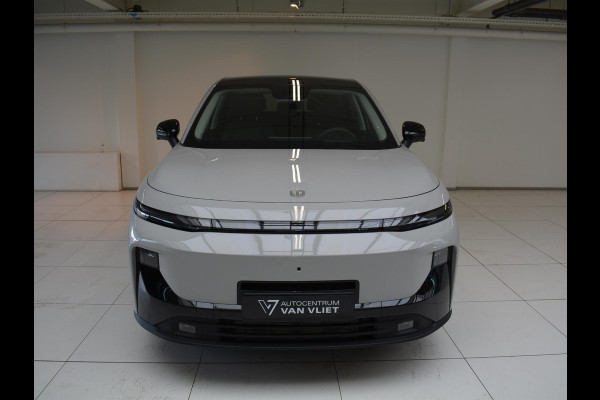 Leapmotor B10 Design Hybrid EV 18.8 kWh | Voorraad | Carplay | Panoramadak