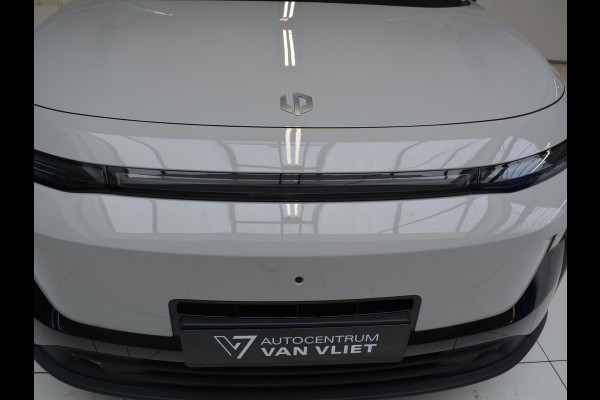 Leapmotor B10 Design Hybrid EV 18.8 kWh | Voorraad | Carplay | Panoramadak