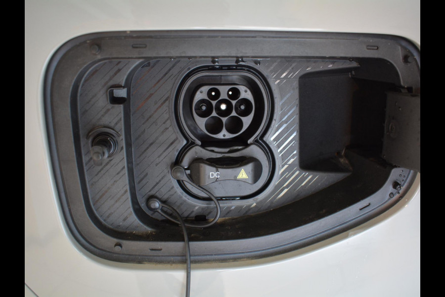 Leapmotor B10 Design Hybrid EV 18.8 kWh | Voorraad | Carplay | Panoramadak