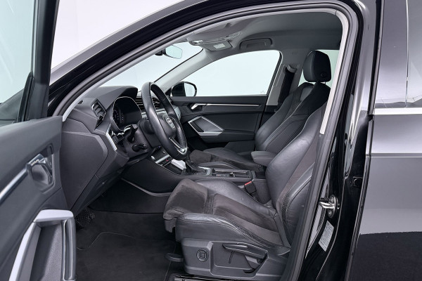 Audi Q3 35 TFSI Pro S-Line business(Goed OnderH, Trekhaak, Digitale Dash, Navi, StoelV, Parkeersensoren, Addapt Cruise, Etc)