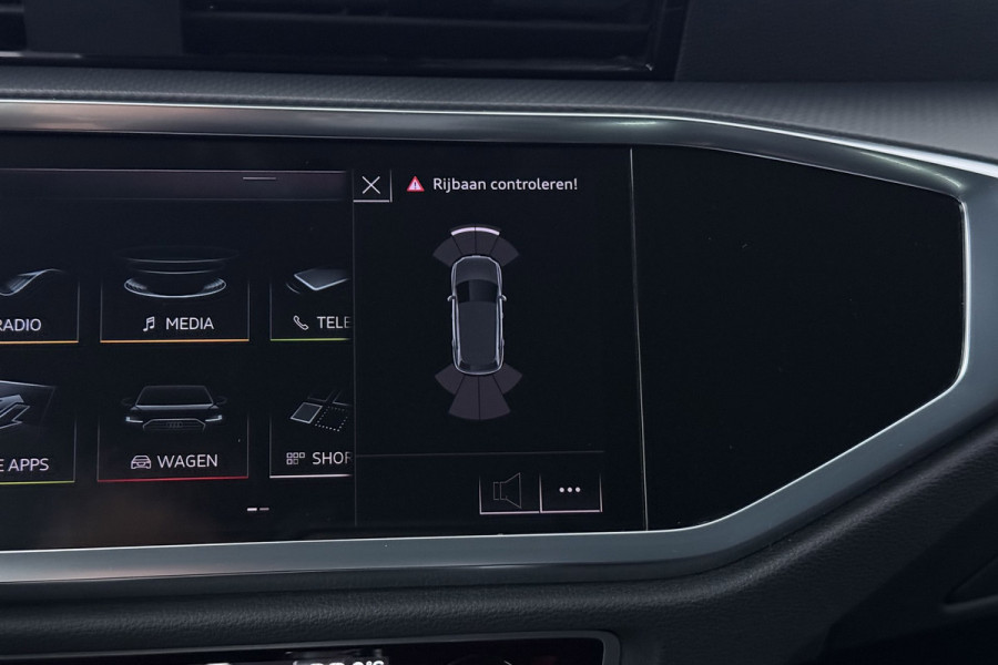 Audi Q3 35 TFSI Pro S-Line business(Goed OnderH, Trekhaak, Digitale Dash, Navi, StoelV, Parkeersensoren, Addapt Cruise, Etc)
