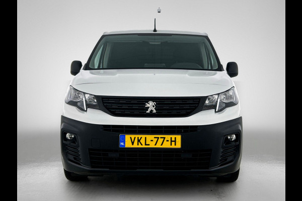Peugeot Partner 1.2 Benzine 111PK Euro6 Premium / Airco / Navigatie / Cruise-ctr. / Schuifdeur + Raam / Radio multimedia / Apk 08-2027