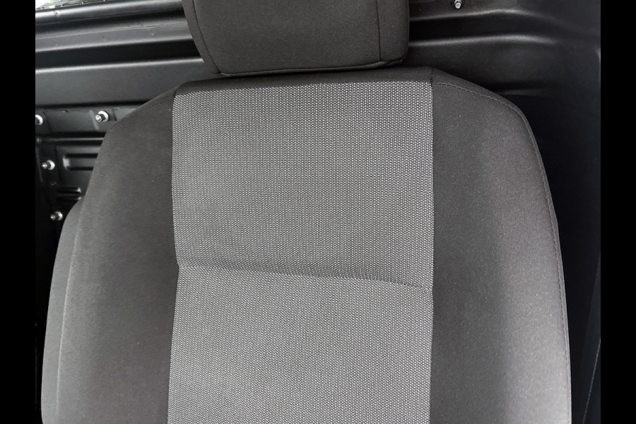 Peugeot Partner 1.2 Benzine 111PK Euro6 Premium / Airco / Navigatie / Cruise-ctr. / Schuifdeur + Raam / Radio multimedia / Apk 08-2027