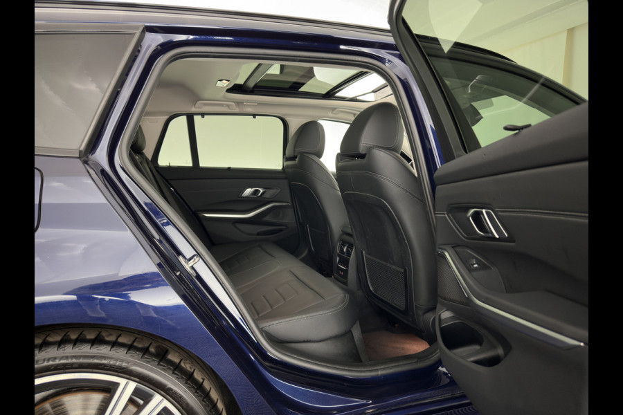 BMW 3 Serie Touring 320e Business Edition Plus (Plug-in) (INCL.BTW) *PANO | LASER-LIGHT | LEATHER | HEATED-SPORTSEATS | HIFI-SOUND | KEYLESS | DIGI-COCKPIT | NAVI-FULLMAP | DAB | AMBIENT-LIGHT | PRIVACY-GLASS | ECC | PDC | CRUISE | 19''ALU | TOWBAR
