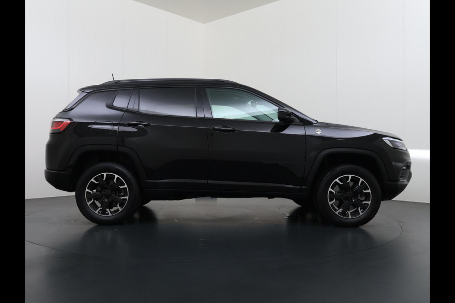 Jeep Compass 4xe 240 Plug-in Hybrid Electric Trailhawk 1.3 Plug-In Hybrid | 4WD PHEV | ADAPTIVE CRUISE CONTROL | ACHTERUIT RIJ CAMERA | 20.000KM |