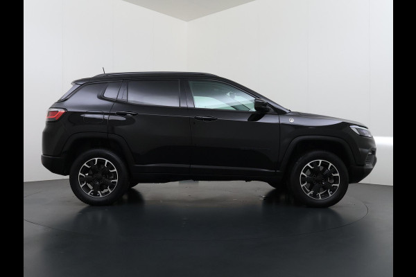 Jeep Compass 4xe 240 Plug-in Hybrid Electric Trailhawk 1.3 Plug-In Hybrid | 4WD PHEV | ADAPTIVE CRUISE CONTROL | ACHTERUIT RIJ CAMERA | 20.000KM |