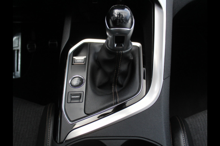 Peugeot 3008 1.2 PureTech GT Line CLIMATE | CARPLAY | LMV19 | PDCV+A | AFNBTRHAAK | LEER/STOF | CRUISE | LED | KEYLESS