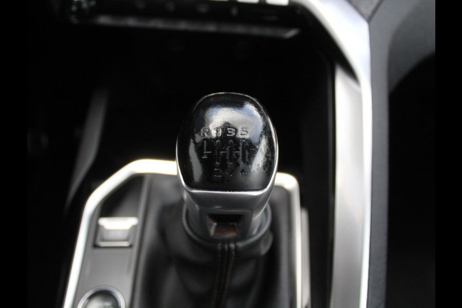 Peugeot 3008 1.2 PureTech GT Line CLIMATE | CARPLAY | LMV19 | PDCV+A | AFNBTRHAAK | LEER/STOF | CRUISE | LED | KEYLESS