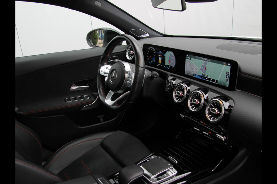 Mercedes-Benz A-Klasse A35 AMG 306pk 4MATIC | Pano | Burmester