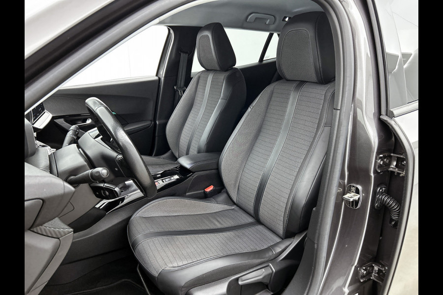 Peugeot 2008 1.5 HDi Allure / Trekhaak / Pdc.+Camera / Distributie bij 117Dkm.vervangen / Airco-ecc./ Navigatie / 1/2 Leder / / Apk nieuw
