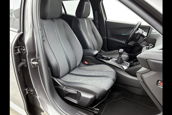 Peugeot 2008 1.5 HDi Allure / Trekhaak / Pdc.+Camera / Distributie bij 117Dkm.vervangen / Airco-ecc./ Navigatie / 1/2 Leder / / Apk nieuw