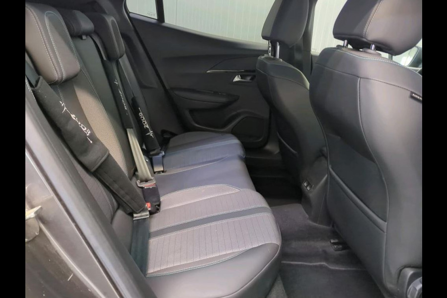 Peugeot 2008 1.5 HDi Allure / Trekhaak / Pdc.+Camera / Distributie bij 117Dkm.vervangen / Airco-ecc./ Navigatie / 1/2 Leder / / Apk nieuw