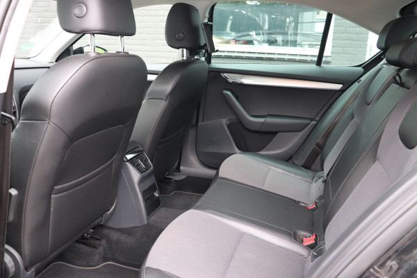 Škoda Octavia 1.0 TSI Greentech Ambition Business Carplay Navi Cruise