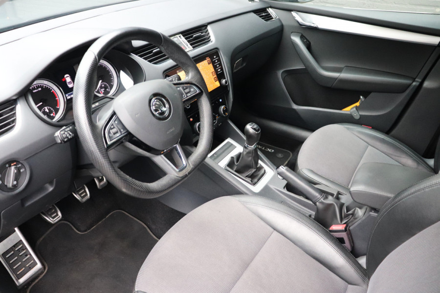 Škoda Octavia 1.0 TSI Greentech Ambition Business Carplay Navi Cruise