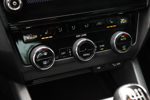 Škoda Octavia 1.0 TSI Greentech Ambition Business Carplay Navi Cruise