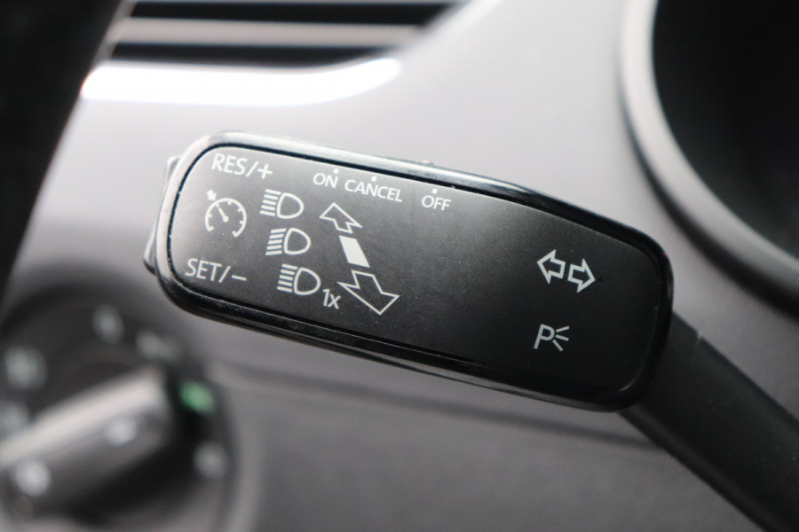 Škoda Octavia 1.0 TSI Greentech Ambition Business Carplay Navi Cruise