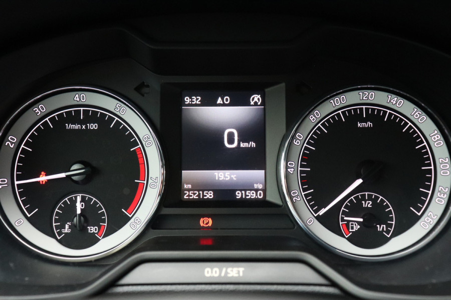 Škoda Octavia 1.0 TSI Greentech Ambition Business Carplay Navi Cruise