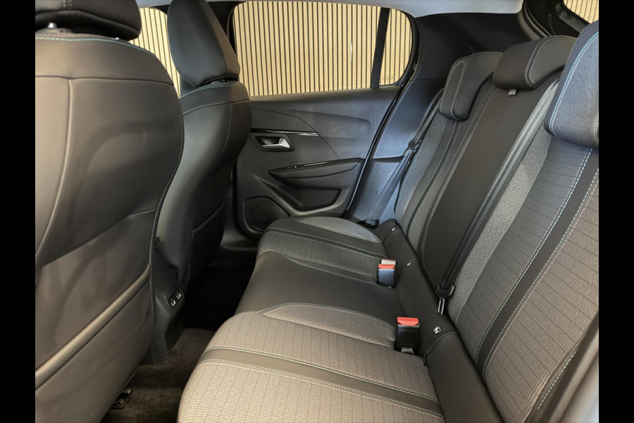 Peugeot 208 1.2 PureTech 100PK Aut. Allure Pack | Carplay | Camera | Stoelverw. | Keyless | Incl. garantie