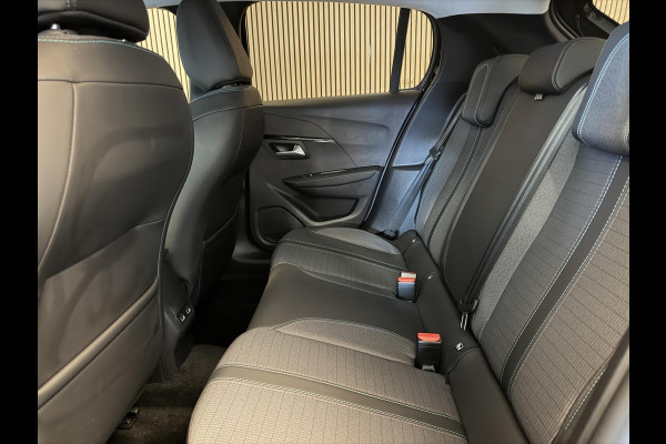 Peugeot 208 1.2 PureTech 100PK Aut. Allure Pack | Carplay | Camera | Stoelverw. | Keyless | Incl. garantie