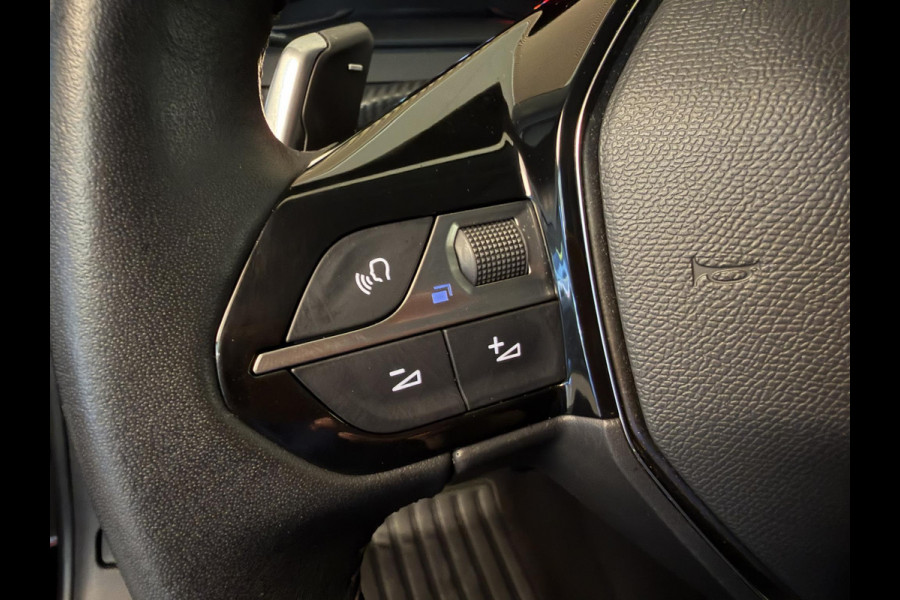 Peugeot 208 1.2 PureTech 100PK Aut. Allure Pack | Carplay | Camera | Stoelverw. | Keyless | Incl. garantie