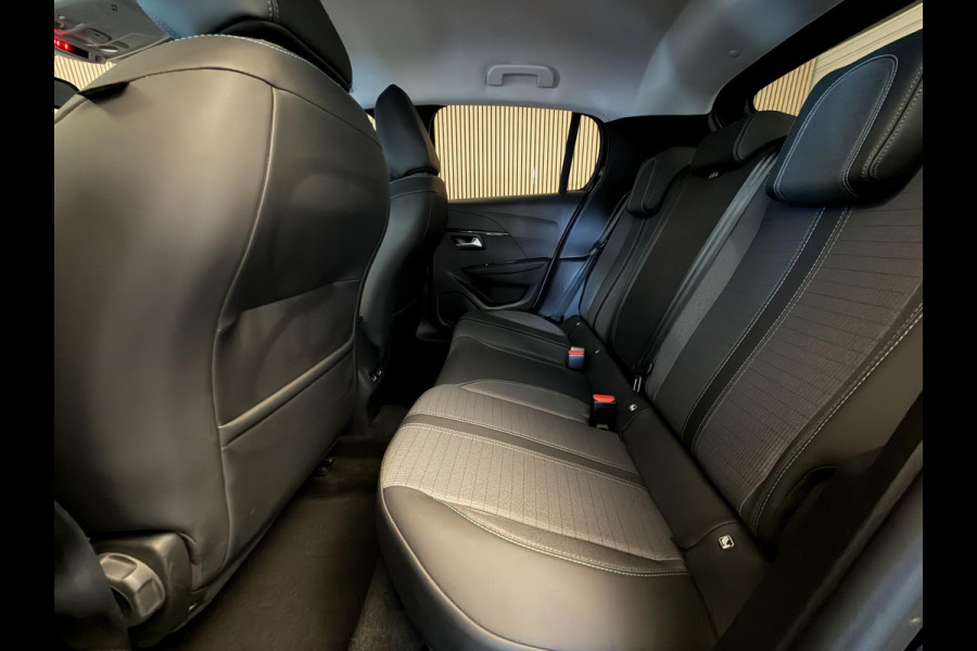 Peugeot 208 1.2 PureTech 100PK Aut. Allure Pack | Carplay | Camera | Stoelverw. | Keyless | Incl. garantie