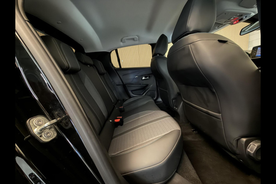 Peugeot 208 1.2 PureTech 100PK Aut. Allure Pack | Carplay | Camera | Stoelverw. | Keyless | Incl. garantie