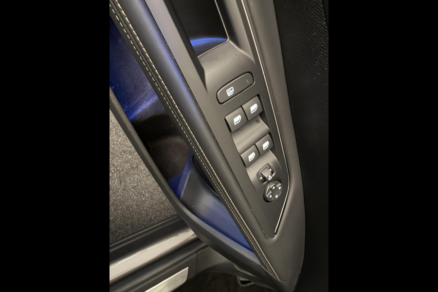 Peugeot 5008 1.2 PureTech 130PK Aut. GT BLACK PAKKET | LED | Camera | Navi | 7 Zits | Incl. garantie