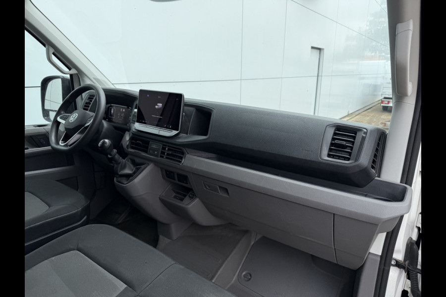 Volkswagen Crafter 2.0 TDI 140PK Nieuw Model! L3H3 Camera Climate control Carplay Parkeersensoren v+a