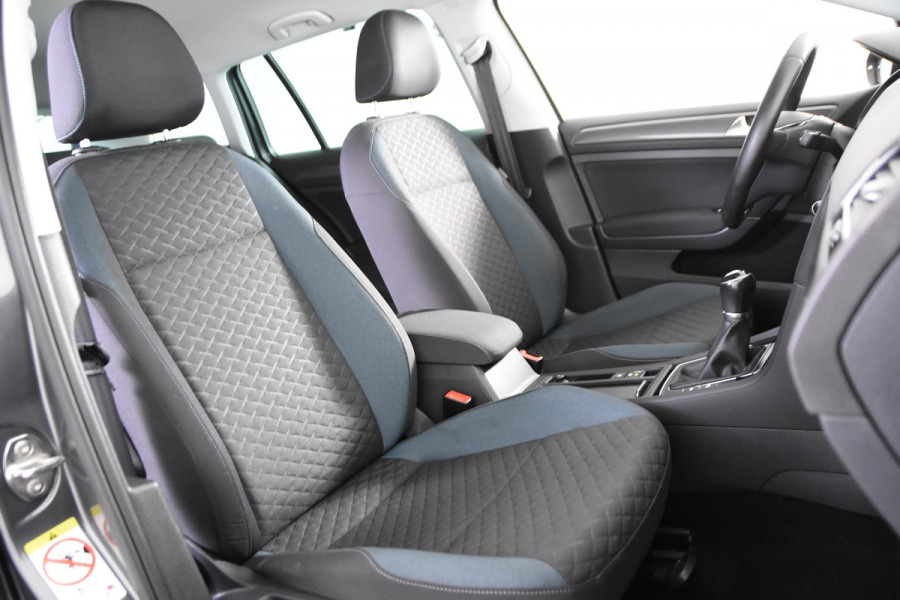 Volkswagen Golf Variant 1.0 TSI iQ Drive *1ste Eigenaar*Navigatie*Trekhaak*