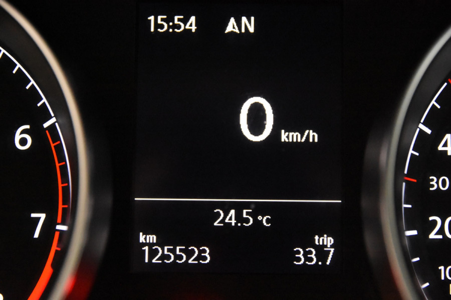 Volkswagen Golf Variant 1.0 TSI iQ Drive *1ste Eigenaar*Navigatie*Trekhaak*