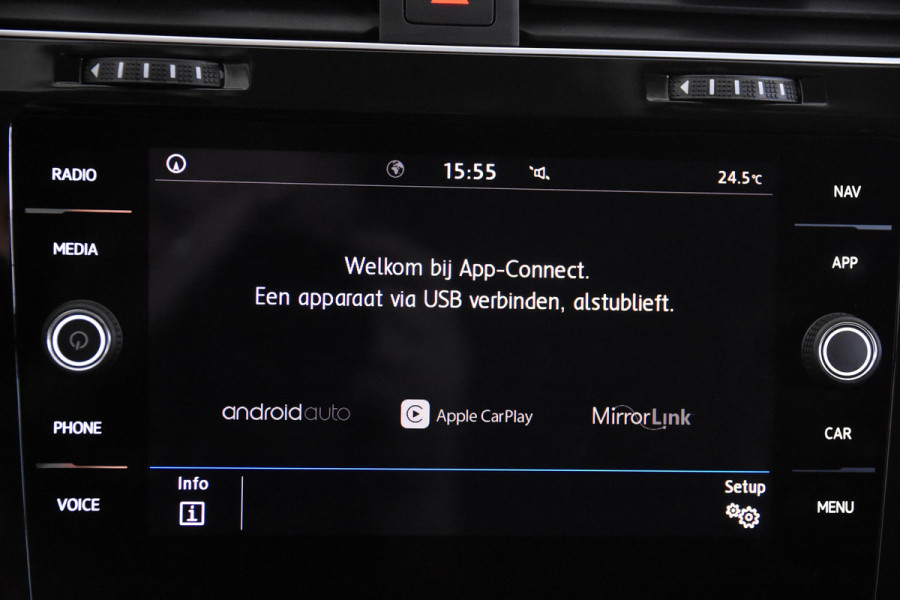 Volkswagen Golf Variant 1.0 TSI iQ Drive *1ste Eigenaar*Navigatie*Trekhaak*