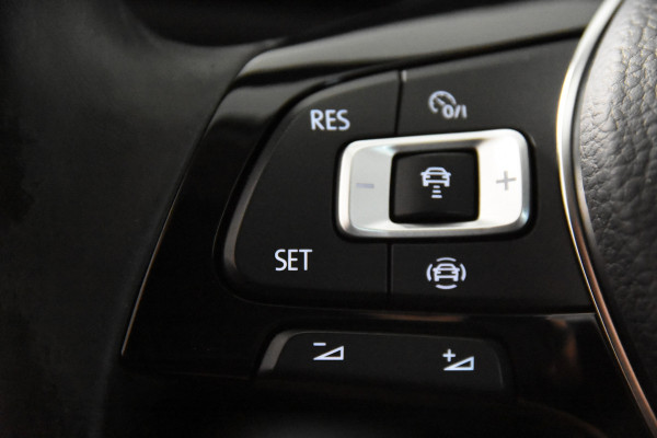 Volkswagen Golf Variant 1.0 TSI iQ Drive *1ste Eigenaar*Navigatie*Trekhaak*