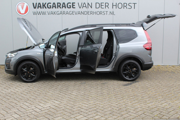 Dacia Jogger 1.0-110pk TCe 110 Extreme+ 7-zitter ! Zeer nette en erg praktische Dacia ! Autm. airco, metallic lak, stoelverwarming, LM wielen+all season banden, cruise control, pdc v+a, dodehoek assistent, camera, navigatie, telefoonvoorb.,  etc.