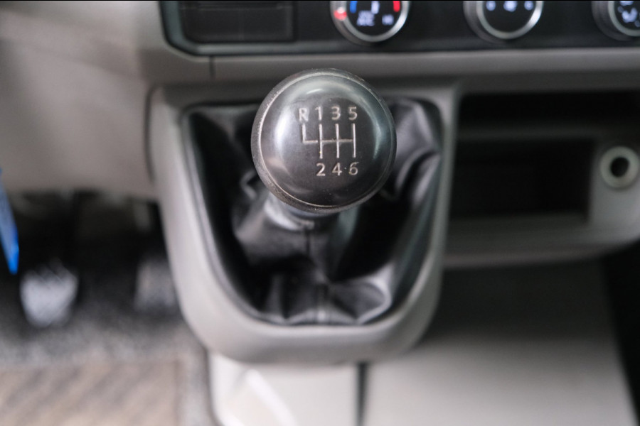 Volkswagen Crafter 50 2.0 TDI L4 DL DC Comfortline Pick-Up - N.A.P. Airco, Cruise, Trekhaak.