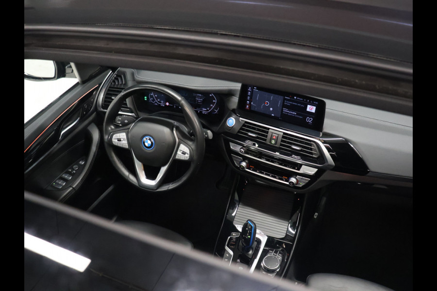 BMW iX3 High Executive 80 kWh [SCHUIFKANTELDAK, HARMAN/KARDON, TREKHAAK, HEAD-UP DISPLAY, 360° CAMERA, PDC, MEMORY, APPLE CARPLAY, ANDROID, CRUISE, STOELVERWARMING, ELEKTRISCHE ACHTERKLEP, NAVIGATIE, NIEUWSTAAT]