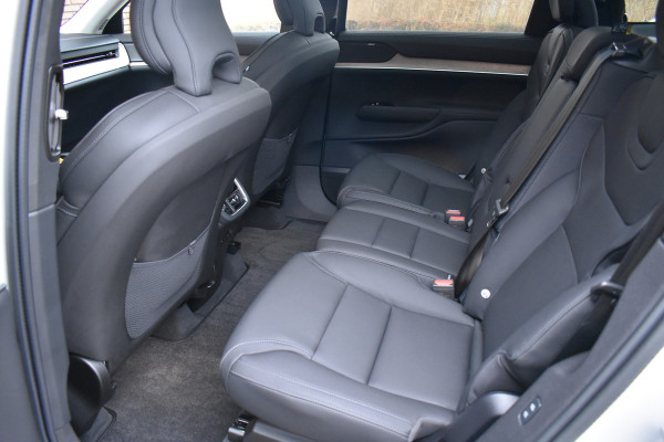 Volvo EX90 Twin Motor Performance 517PK Ultra 7p. 111 kWh | Trekhaak | Luchtvering | Climate | 22'' | Bose |