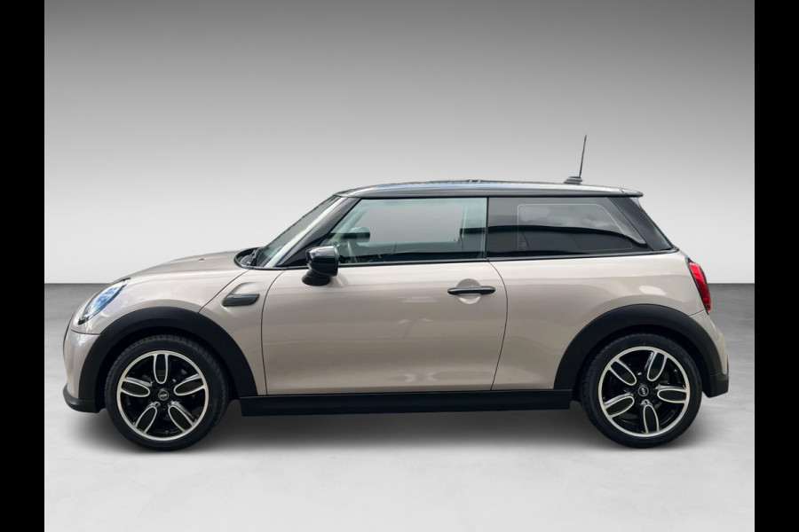 MINI 3-deurs 1.5 Cooper Camden Edition 136PK 17''DAB/ NAVI/CRUISE/ECC/PDC/CARPLAY/SPORTSTOELEN///