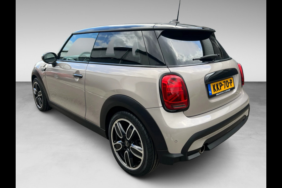 MINI 3-deurs 1.5 Cooper Camden Edition 136PK 17''DAB/ NAVI/CRUISE/ECC/PDC/CARPLAY/SPORTSTOELEN///