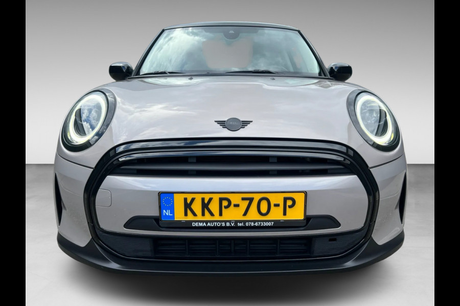 MINI 3-deurs 1.5 Cooper Camden Edition 136PK 17''DAB/ NAVI/CRUISE/ECC/PDC/CARPLAY/SPORTSTOELEN///