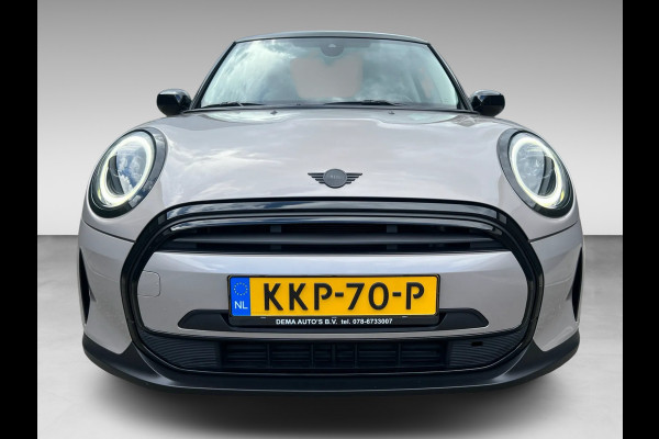 MINI 3-deurs 1.5 Cooper Camden Edition 136PK 17''DAB/ NAVI/CRUISE/ECC/PDC/CARPLAY/SPORTSTOELEN///