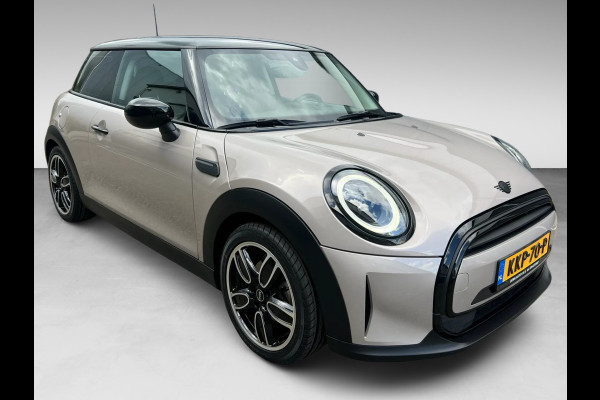 MINI 3-deurs 1.5 Cooper Camden Edition 136PK 17''DAB/ NAVI/CRUISE/ECC/PDC/CARPLAY/SPORTSTOELEN///